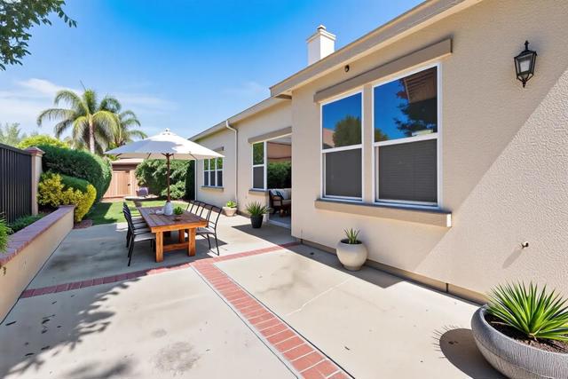 423 Riley Court, Tracy CA: https://media.crmls.org/mediaz/fc2917de-a1d0-4d80-bcc3-d0c3b7a7ddf0.jpg