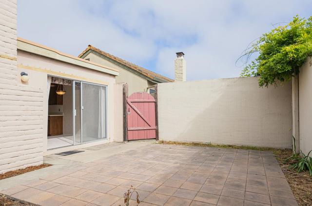 740 Alvarado Drive, Salinas CA: https://media.crmls.org/mediaz/fc2a61c7-c23e-4379-a123-6d42a625f2cb.jpg