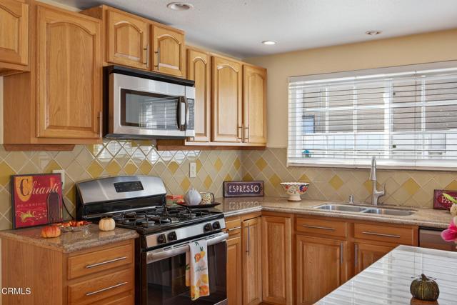 Detail Gallery Image 20 of 53 For 3601 Schooner Walk, Oxnard,  CA 93035 - 3 Beds | 2 Baths