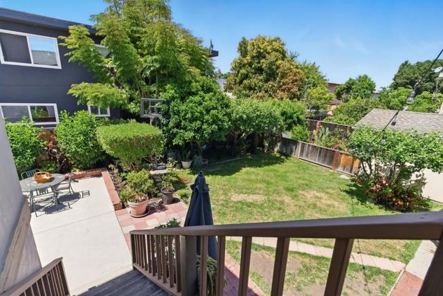 109 Dumbarton Avenue, Redwood City CA: https://media.crmls.org/mediaz/fc2bb92c-d87b-4a66-951e-f134a349db56.jpg
