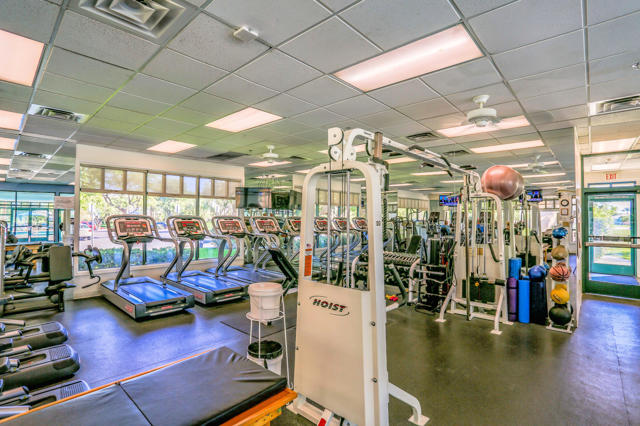 80610 Prestwick Place, Indio CA: https://media.crmls.org/mediaz/fc2c4d32-9fa9-4e7d-a928-d110b3935e6a.jpg