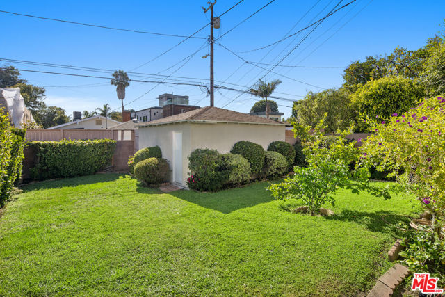 3471 Beethoven Street, Los Angeles CA: https://media.crmls.org/mediaz/fc2cc875-874f-4feb-97f4-fe7f387b2354.jpg