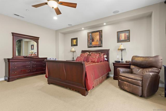 7787 Britt Pl, Santee CA: https://media.crmls.org/mediaz/fc2cf314-42ce-452d-82e6-2cf2d19987e4.jpg