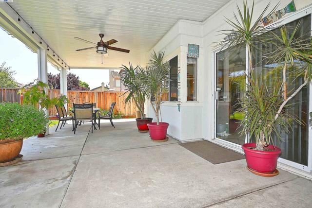 4525 Wolverine Way, Antioch CA: https://media.crmls.org/mediaz/fc2d8244-d02a-477f-8ef1-104cee1d21e0.jpg