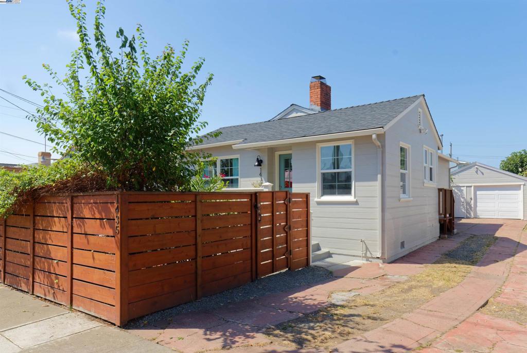 1435 Havenscourt Blvd
