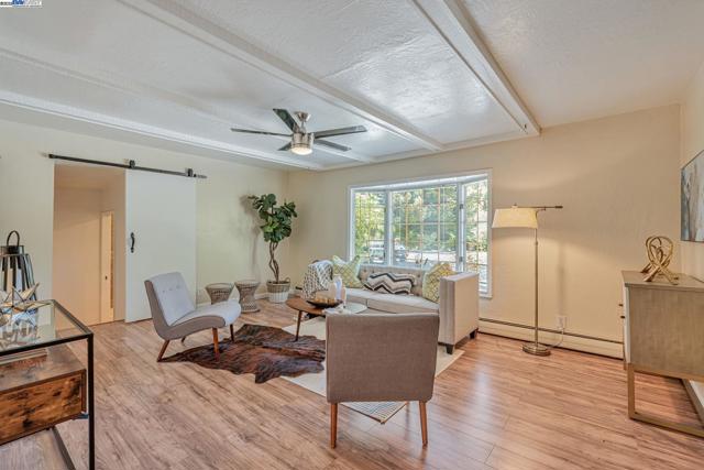 3950 Pinole Valley Rd, Pinole CA: https://media.crmls.org/mediaz/fc2f8f8a-4611-4519-abb7-bcefe318ec12.jpg