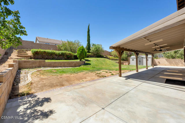 42333 Highland Court, Lancaster CA: https://media.crmls.org/mediaz/fc2fb889-e1a6-4885-b23c-057c1d6b9a04.jpg