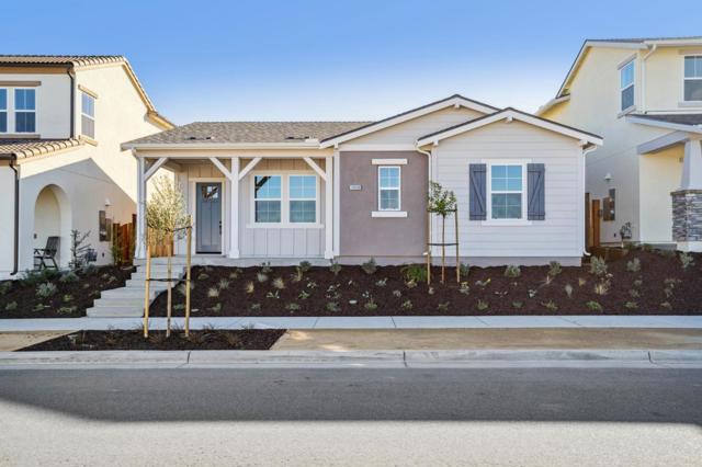 3068 El Capitan Drive, Marina CA: https://media.crmls.org/mediaz/fc30582e-33a6-4ab4-bebf-b64f490b7dde.jpg