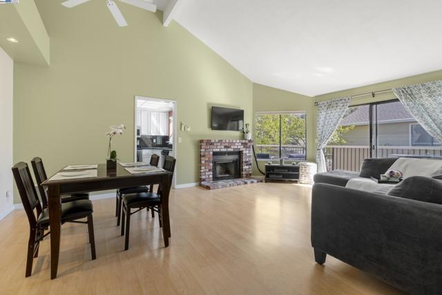 Image 1 of 27 For 2437 Sebastopol Ln  3