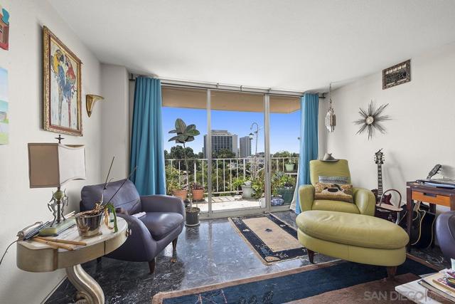 3635 7th Avenue, San Diego, California 92103, 2 Bedrooms Bedrooms, ,2 BathroomsBathrooms,Condominium,For Sale,7th Avenue,240021966SD