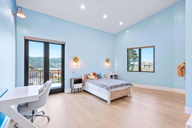 1016 Escalero Avenue, Pacifica CA: https://media.crmls.org/mediaz/fc30e3bc-e3f2-467d-8593-b2d05e7b07fd.jpg