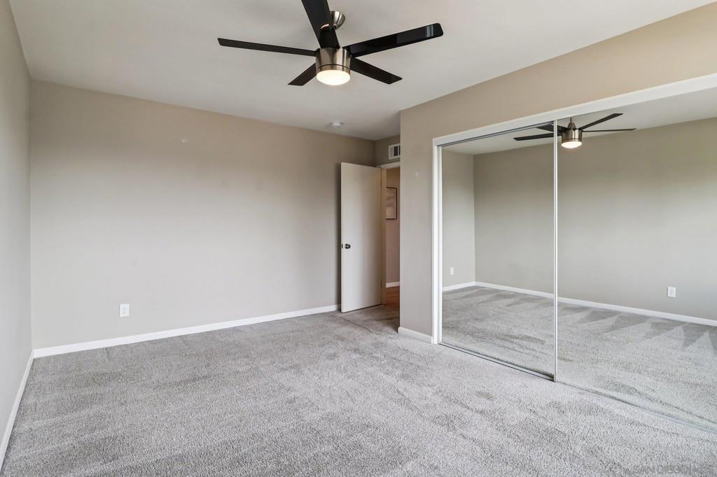 4901 Greenbrier - photo 17