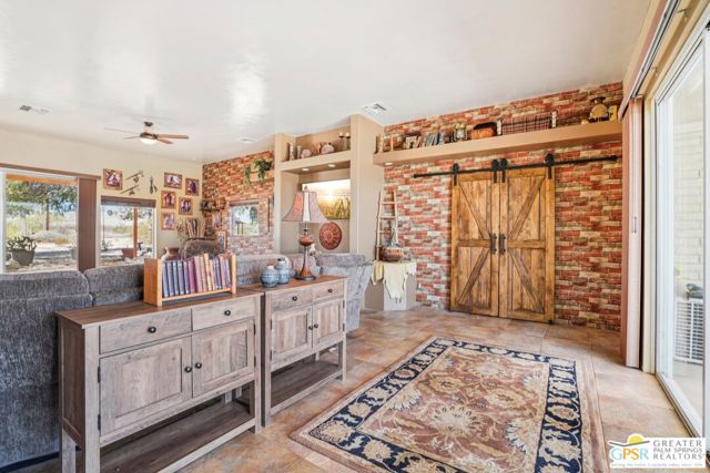 22950 Henry Road, Desert Hot Springs CA: https://media.crmls.org/mediaz/fc34082d-ac5d-4690-a295-69fbcf9eccd0.jpg