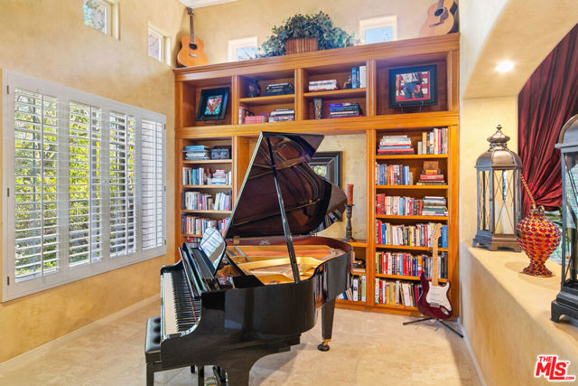 24822 Wooded Vista, West Hills CA: https://media.crmls.org/mediaz/fc362956-f522-42bf-a78d-cd513855be1c.jpg