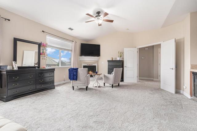 130 Ridge Crest Court, Oakley CA: https://media.crmls.org/mediaz/fc36e8b6-d80e-4da6-86c6-187b9c1ac43f.jpg