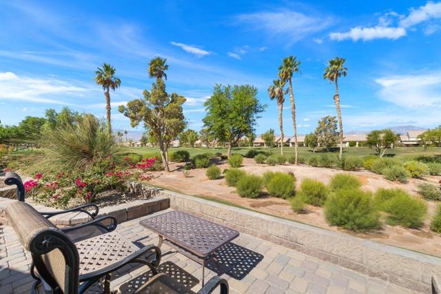 37383 Westridge Avenue, Palm Desert CA: https://media.crmls.org/mediaz/fc378591-bb1b-43cd-a639-15bb3595b5e3.jpg