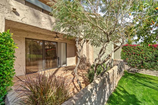 157 Calle Bravo, Palm Springs CA: https://media.crmls.org/mediaz/fc37b444-631b-466d-aa5e-baa1ed9854cc.jpg