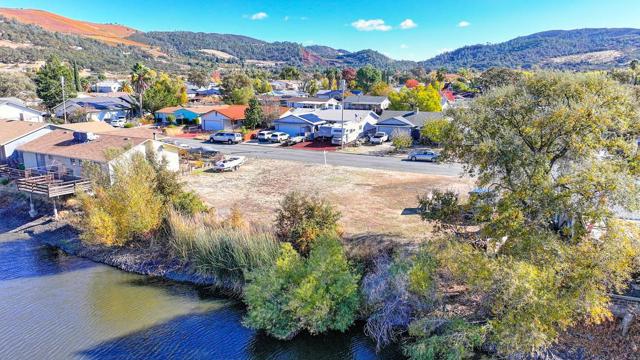 601 Bass Lane, Clearlake Oaks CA: https://media.crmls.org/mediaz/fc38c94e-1d32-4fc9-8800-bc0abbef39b2.jpg