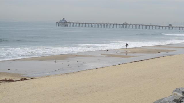 1111 Seacoast, Imperial Beach CA: https://media.crmls.org/mediaz/fc3a1dbb-7306-42a9-966a-ff06b9a625e0.jpg