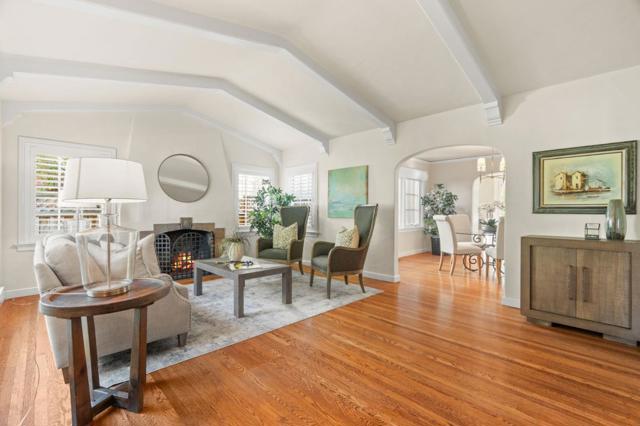 1547 Columbus Avenue, Burlingame CA: https://media.crmls.org/mediaz/fc3ad3ad-f2c9-48ac-a958-b97ada94e135.jpg