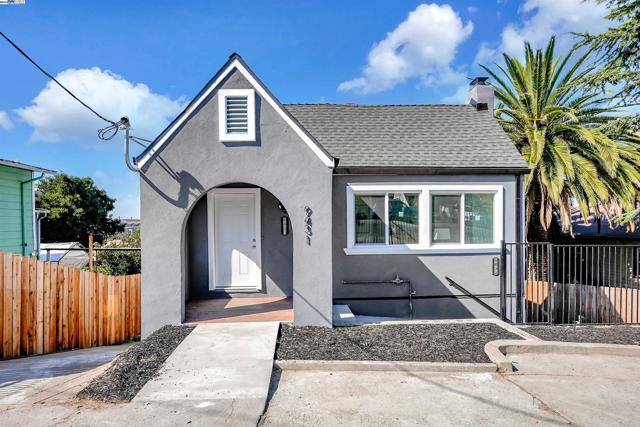 9431 Thermal St, Oakland, California 94605, ,Multi-Family,For Sale,Thermal St,41075743