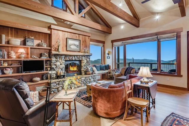 35750 Mountain Circle Drive, Julian CA: https://media.crmls.org/mediaz/fc3b0f0d-df9a-4407-be8c-dbcdb520be75.jpg