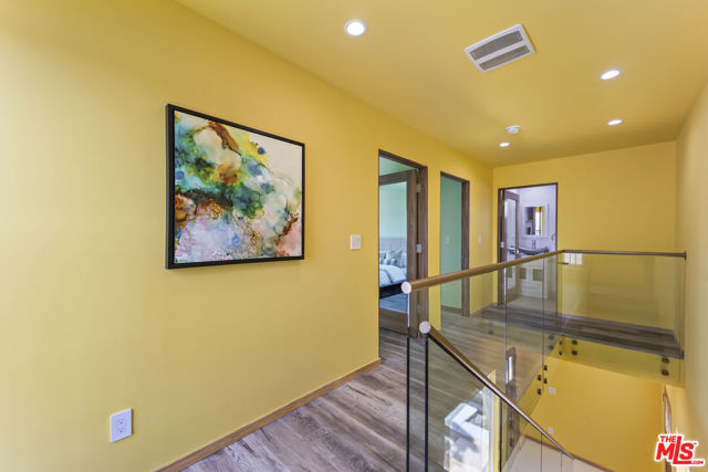 17660 Martha Street, Encino CA: https://media.crmls.org/mediaz/fc3bbd04-e78d-4acf-84a5-0d94257b8ed1.jpg