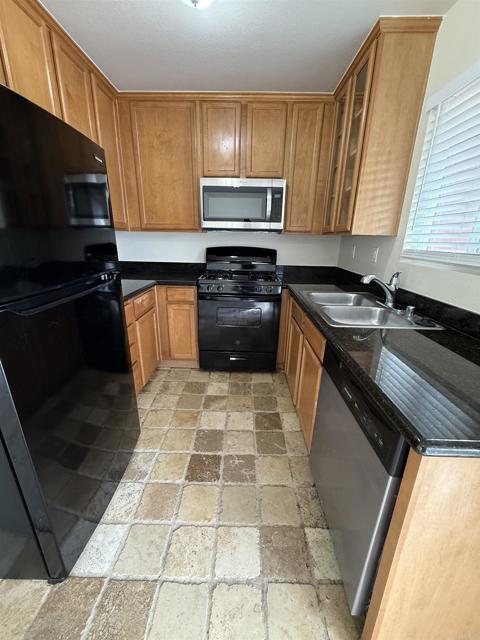 Detail Gallery Image 15 of 22 For 525 Calle Montecito #122,  Oceanside,  CA 92057 - 2 Beds | 1 Baths