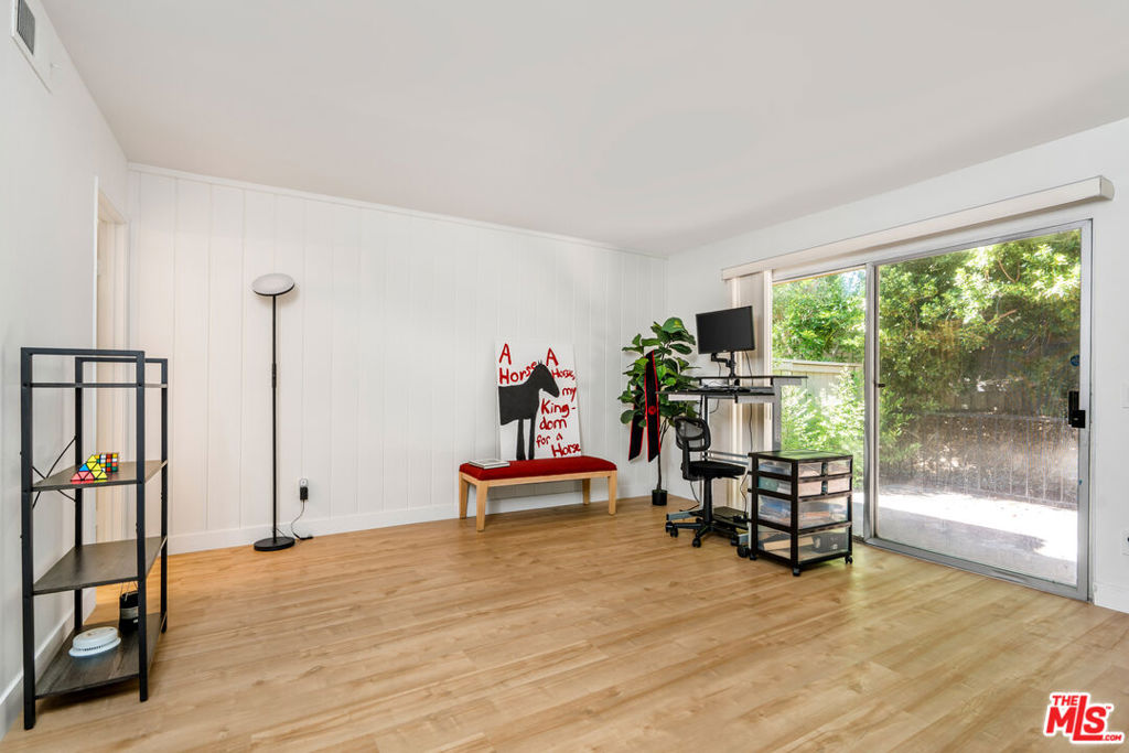 MLS #25599037 image #3