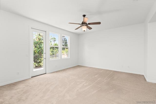 616 Marlin Ln, Carlsbad CA: https://media.crmls.org/mediaz/fc3d45bb-03da-43d3-a49f-9527529b316c.jpg