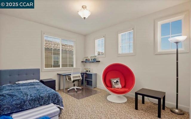 130 Arundel Dr, Hayward CA: https://media.crmls.org/mediaz/fc3da0ac-4c10-4d9c-a8d3-618e37ebc9bf.jpg