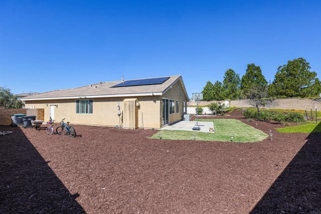 Detail Gallery Image 21 of 27 For 37520 River Oats Ln, Murrieta,  CA 92563 - 3 Beds | 2 Baths