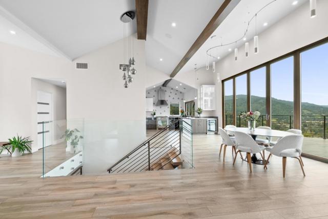 17808 Tourney Road, Los Gatos CA: https://media.crmls.org/mediaz/fc40eb0e-aab0-4891-b6e4-e2cc10b1d17e.jpg