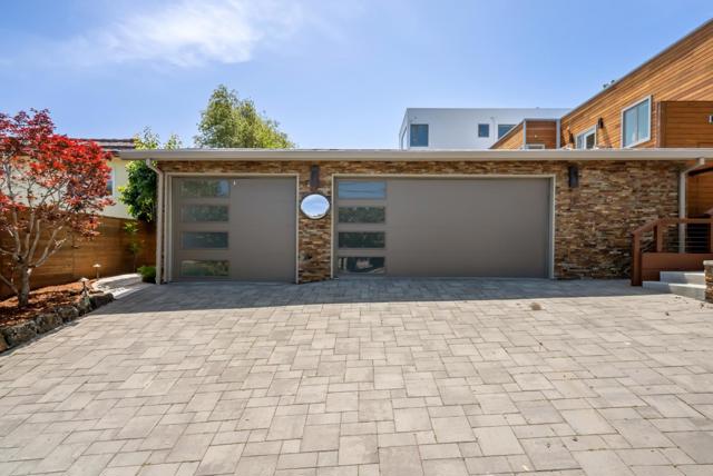 1 Millbrae Circle, Millbrae CA: https://media.crmls.org/mediaz/fc426c37-6d56-4a7c-8d78-edffac389c36.jpg