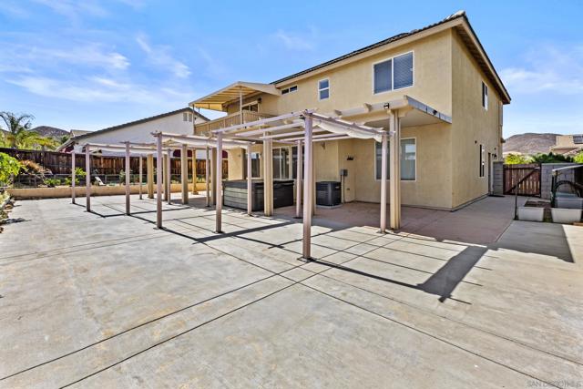 25231 Ridgemoor Road, Menifee CA: https://media.crmls.org/mediaz/fc43b5f4-931a-4e16-8da6-d5398a2022e7.jpg