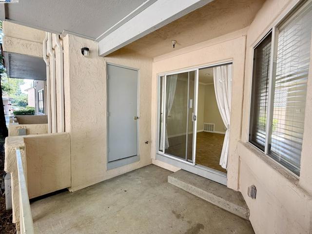 342 Chris Cmn, Livermore CA: https://media.crmls.org/mediaz/fc43cacb-59c0-427f-b5d5-6192e76ef6f9.jpg