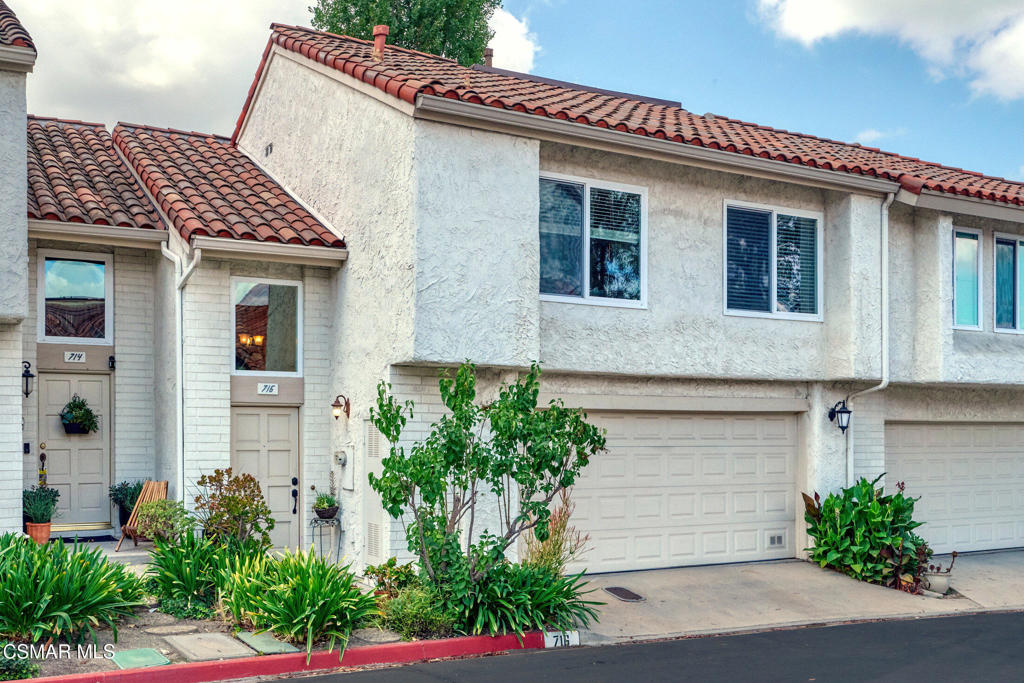 716 Blue Oak Avenue