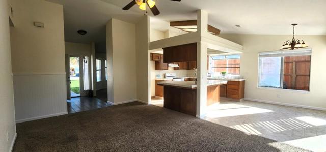 46200 Pine Meadow Drive, King City CA: https://media.crmls.org/mediaz/fc457fad-3f52-4f5b-9789-bd469acc9b53.jpg