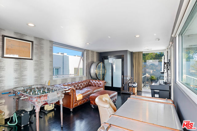 1430 Abbot Kinney Boulevard, Venice CA: https://media.crmls.org/mediaz/fc4829d5-d89e-423a-b6fb-9e3ea56ad2eb.jpg