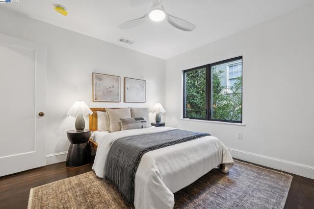 1728 Cambridge Dr, Alameda CA: https://media.crmls.org/mediaz/fc4854b6-dc88-48ab-ab1b-37cf41202b2b.jpg