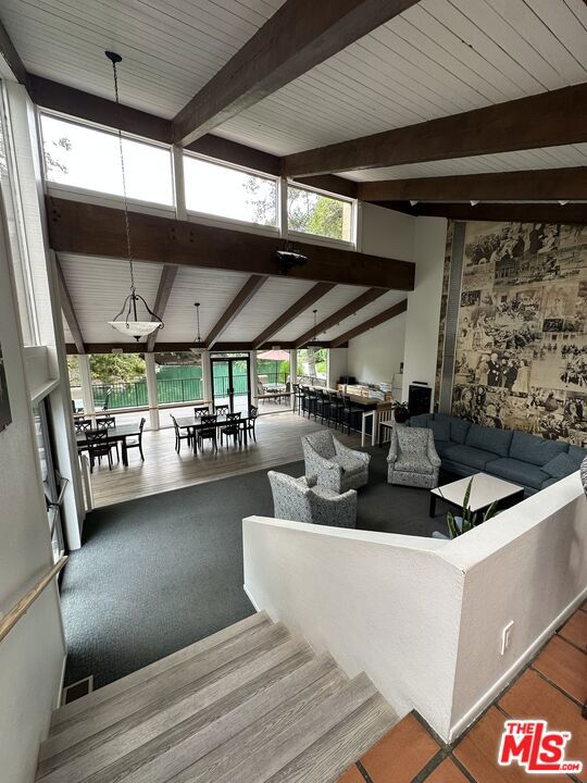 8316 Raintree Circle, Culver City CA: https://media.crmls.org/mediaz/fc48b6d1-b9aa-4471-b658-2ed0101aa0a4.jpg