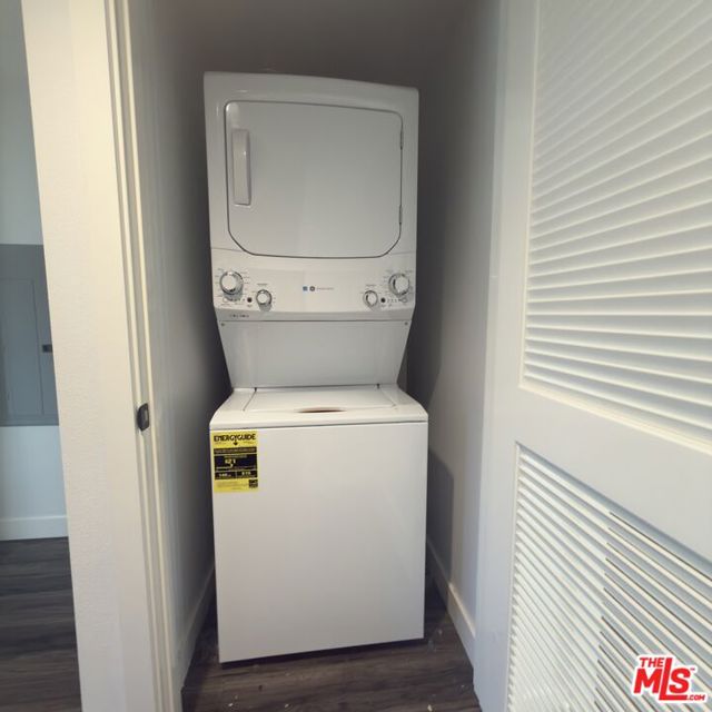5020 Woodman, 211 photo 27