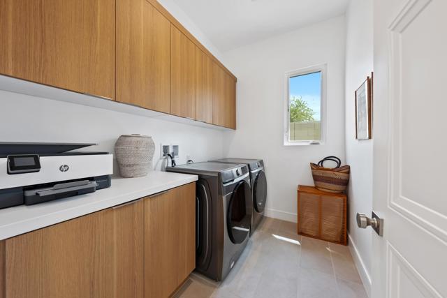 781 Fountain Drive, Palm Springs CA: https://media.crmls.org/mediaz/fc495d49-b817-4ceb-9f2c-7bddccd7b6d5.jpg
