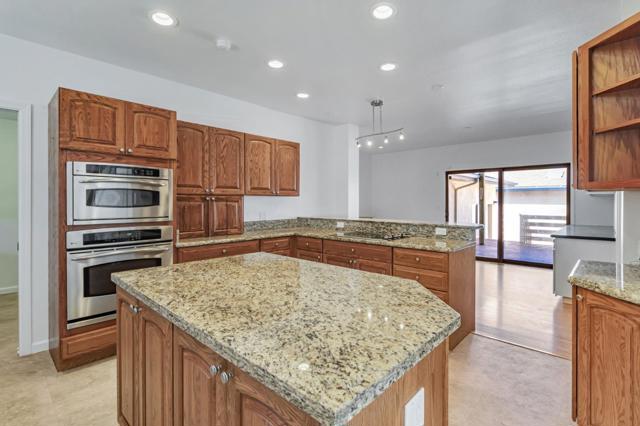 415 Kelly Avenue, Half Moon Bay CA: https://media.crmls.org/mediaz/fc497c6f-84b3-4f2e-88fa-34759a86cc0f.jpg