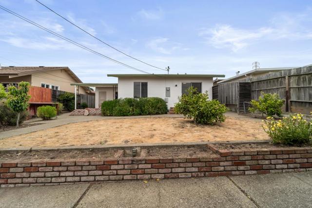 1293 Baywood Avenue, South San Francisco CA: https://media.crmls.org/mediaz/fc4ac2f8-b11b-4d38-bcb9-b6f462782850.jpg