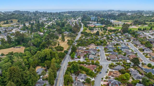 721 Paradiso Court, Soquel CA: https://media.crmls.org/mediaz/fc4b062f-824e-4055-99c2-014d0d162fdd.jpg