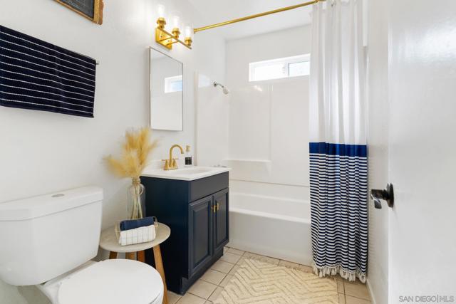 928 Flroida Street, Imperial Beach CA: https://media.crmls.org/mediaz/fc4c8d47-8fa2-40c5-9df5-da0d095fc010.jpg