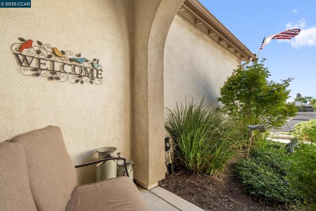 7100 Metcalf Way, Hughson CA: https://media.crmls.org/mediaz/fc4cb5c2-0908-4eeb-b2d7-6df341b515c1.jpg