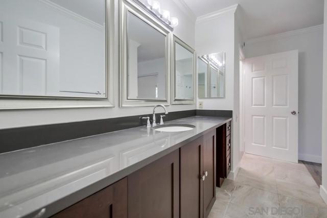 3268 Via Marin, La Jolla CA: https://media.crmls.org/mediaz/fc4cf5eb-4bf0-493e-940e-a95f12145741.jpg