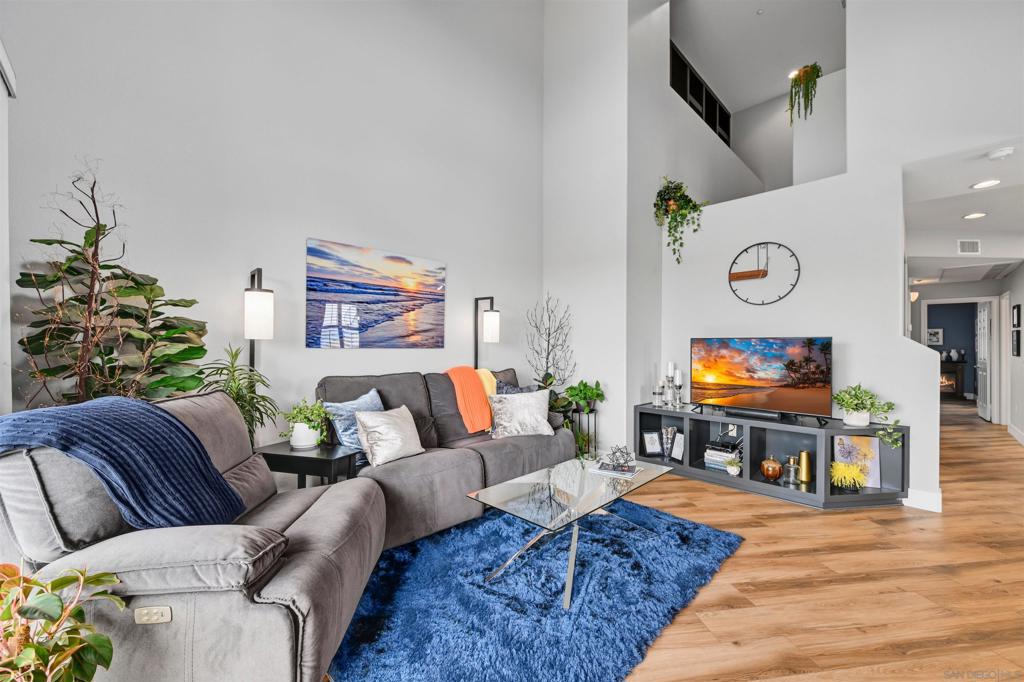 4062 Union Square Ln